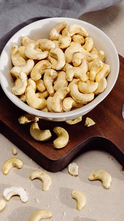 cashew nuts